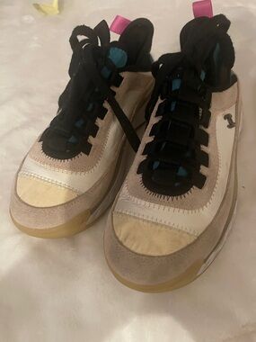 CHANEL Beige, Black & Pink Women's Calfskin Sneaker